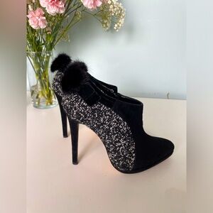 Oscar De La Renta Vintage Heeled Booties Size 38 (7.5)